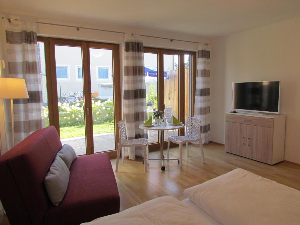 AMENITY-Garden-Apartments - 8