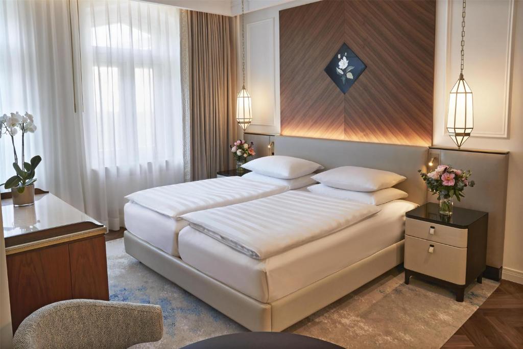 Vier Jahreszeiten Kempinski München - 3