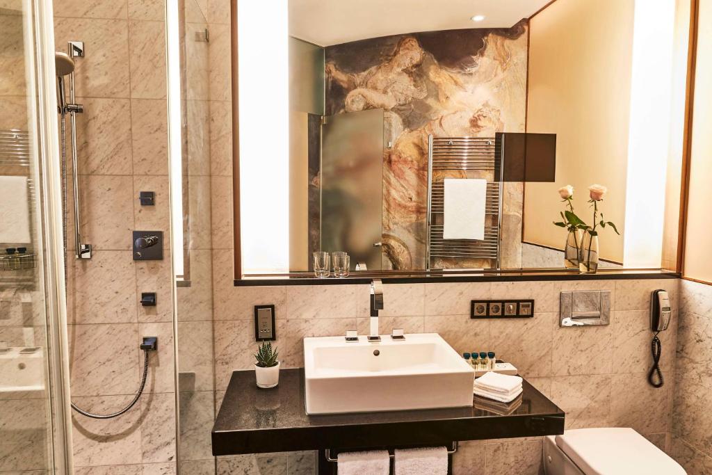 Vier Jahreszeiten Kempinski München - 39