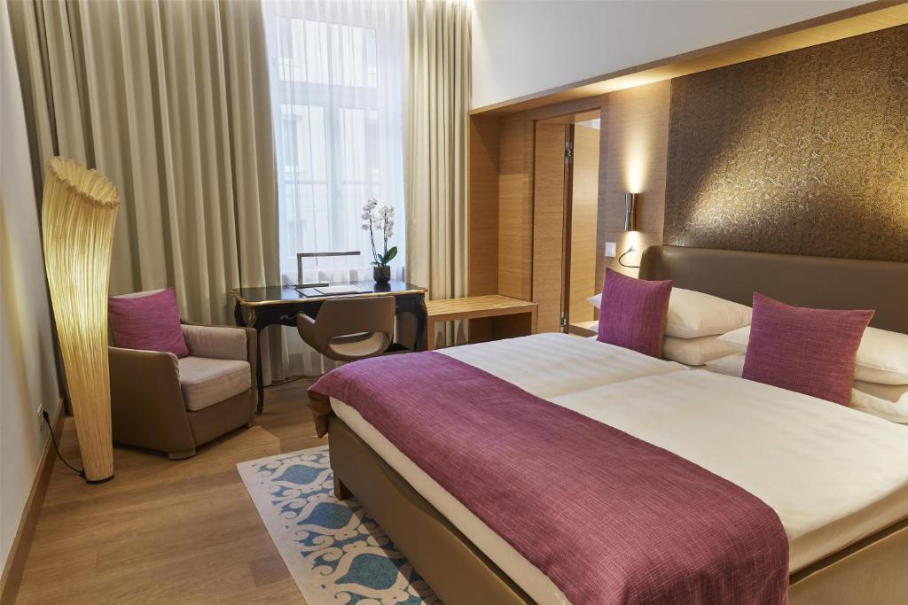 Vier Jahreszeiten Kempinski München - 15