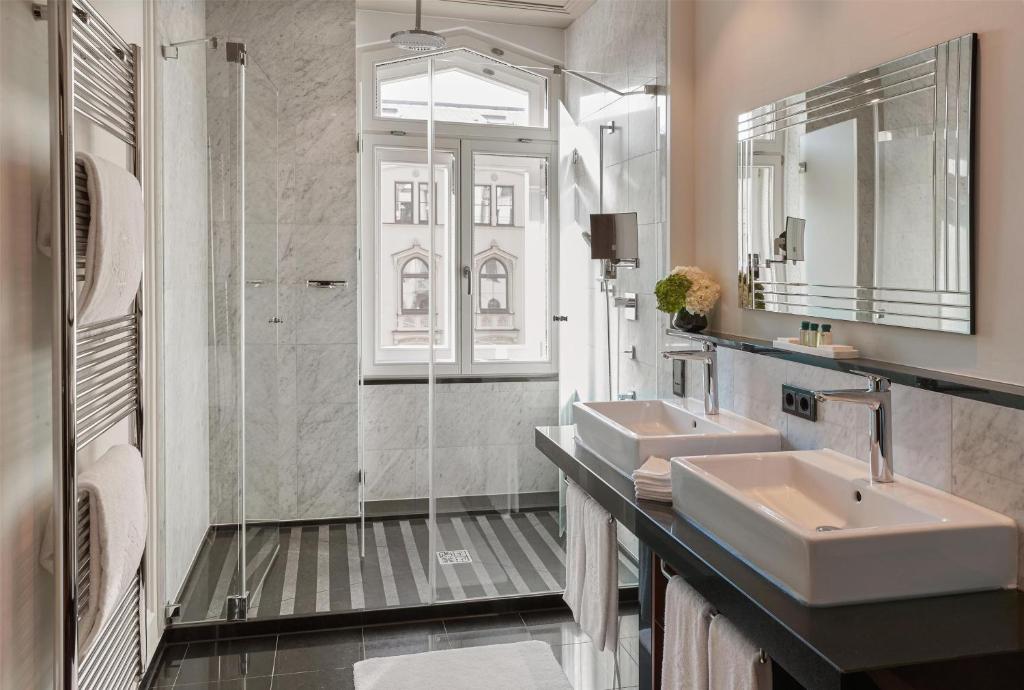 Vier Jahreszeiten Kempinski München - 12