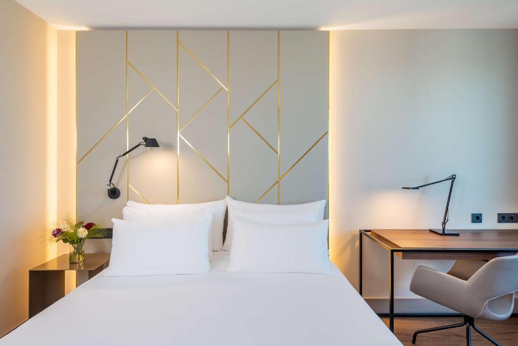 NH Collection München Bavaria - 17