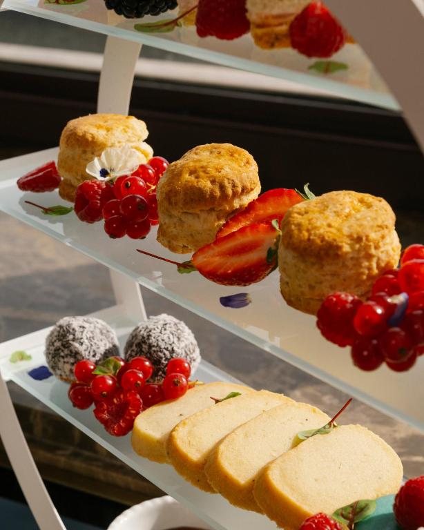 De Bonart Naples, Curio Collection By Hilton - 19