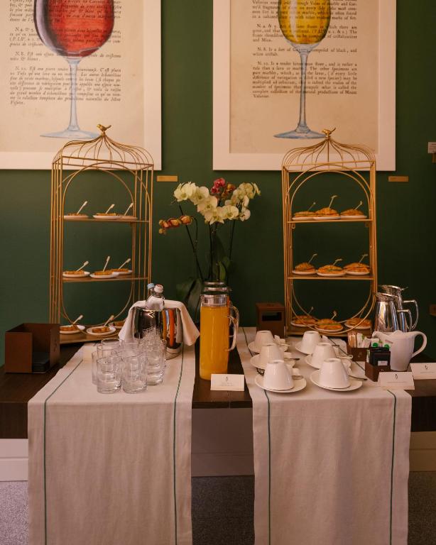 De Bonart Naples, Curio Collection By Hilton - 6