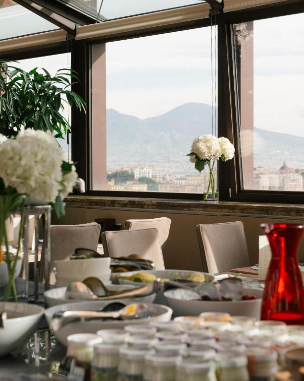 De Bonart Naples, Curio Collection By Hilton - 34