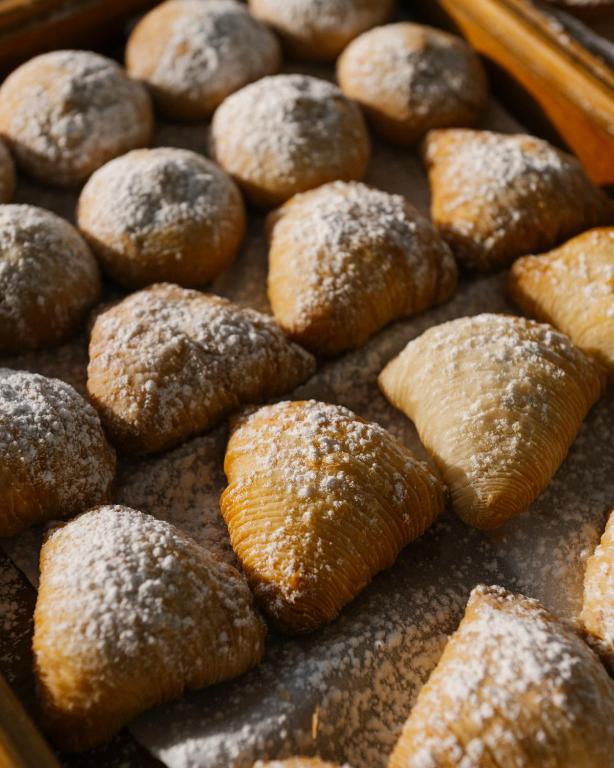 De Bonart Naples, Curio Collection By Hilton - 20