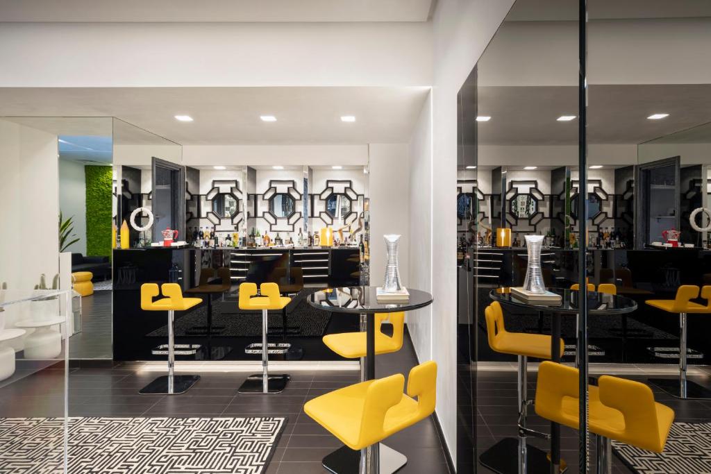 LHP Napoli Palace & SPA - 13