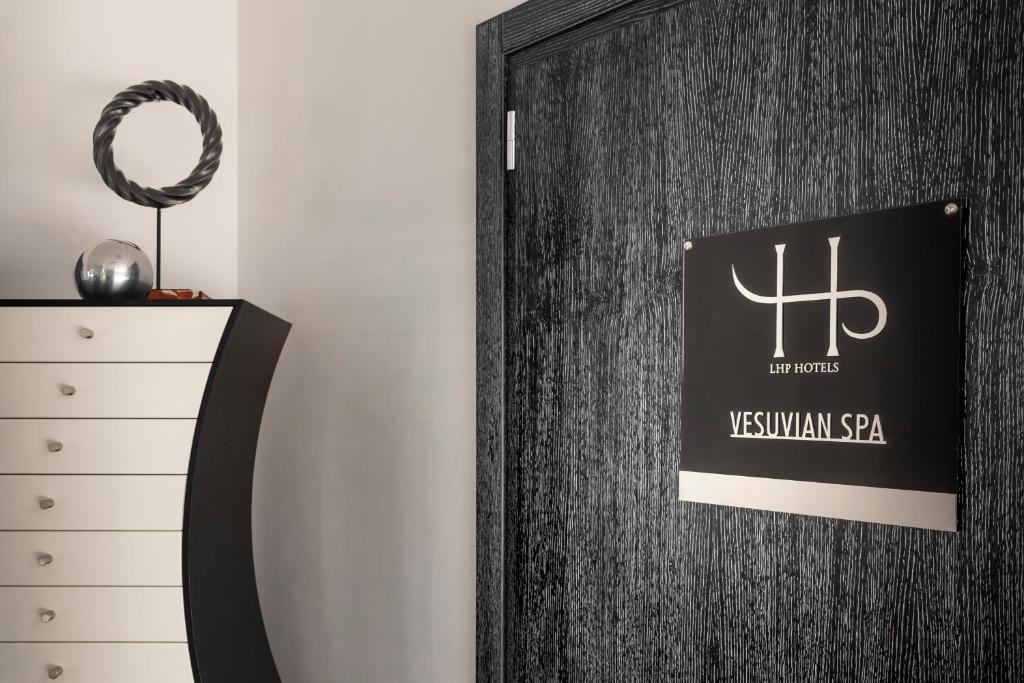 LHP Napoli Palace & SPA - 41