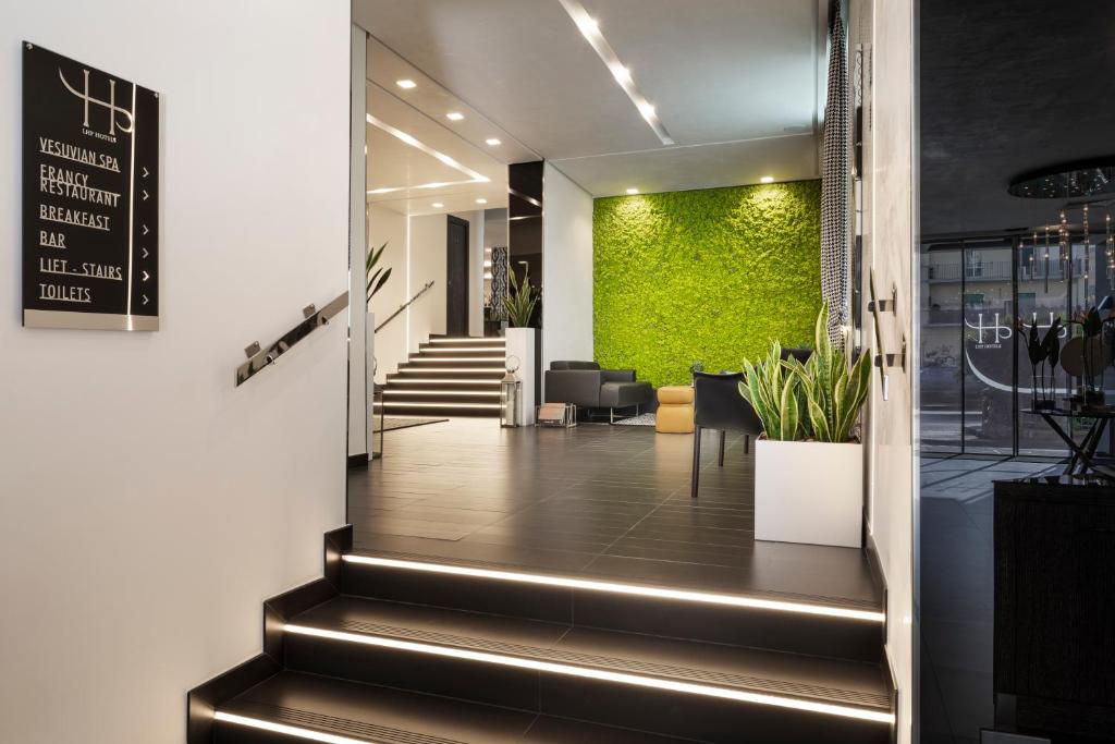 LHP Napoli Palace & SPA - 11