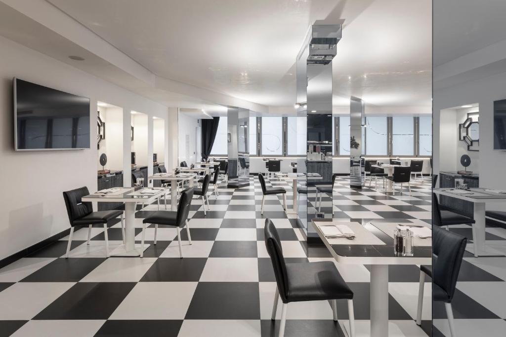 LHP Napoli Palace & SPA - 38