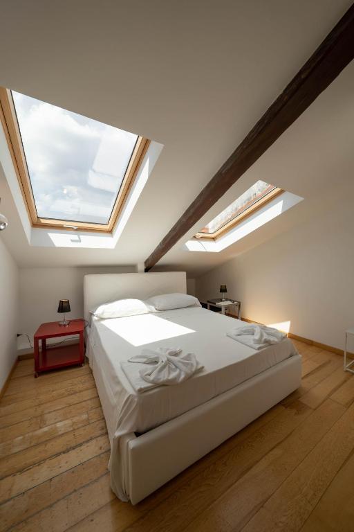 Napolidays Mansarda Garibaldi by Dimorra - 44