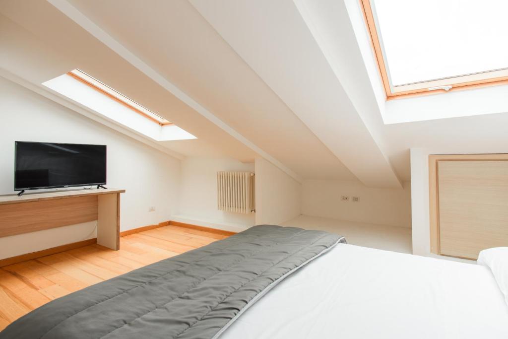 Napolidays Mansarda Garibaldi by Dimorra - 21