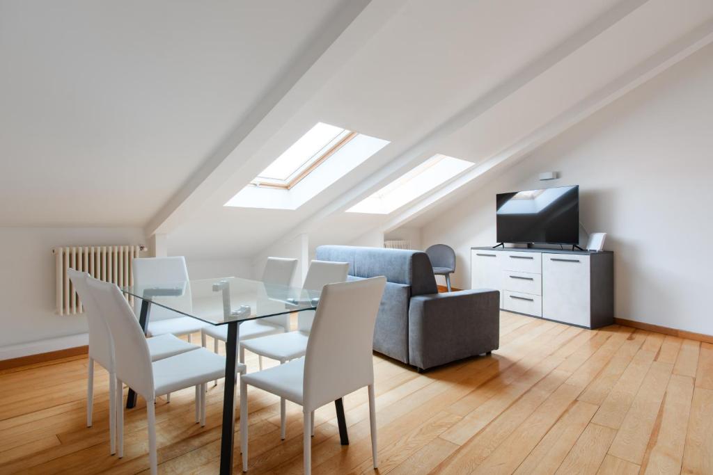 Napolidays Mansarda Garibaldi by Dimorra - 15