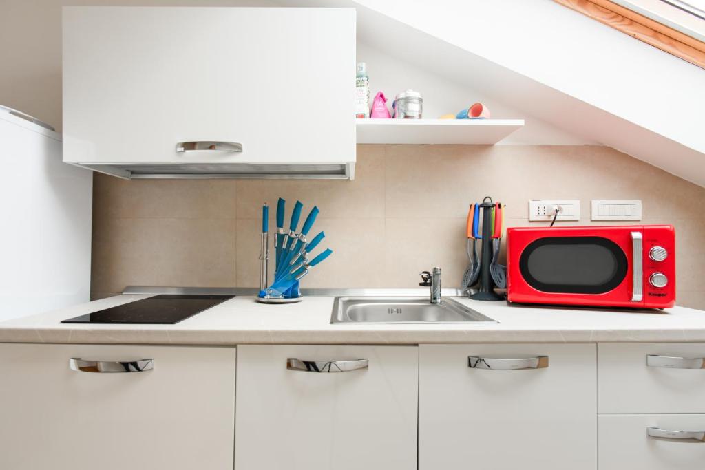 Napolidays Mansarda Garibaldi by Dimorra - 18