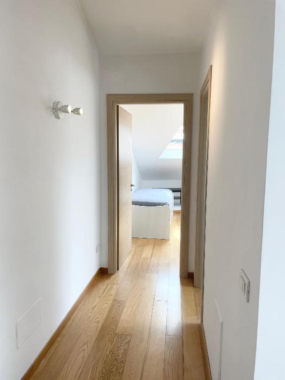 Napolidays Mansarda Garibaldi by Dimorra - 14