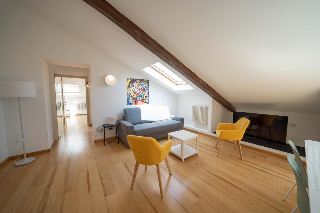 Napolidays Mansarda Garibaldi by Dimorra - 3