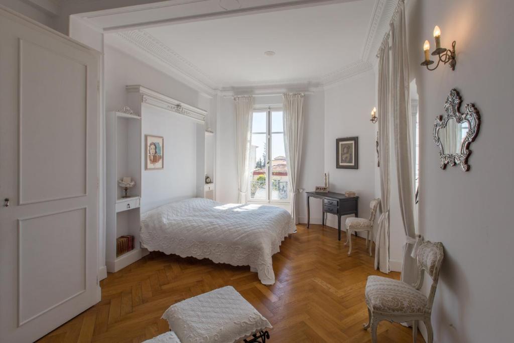 Penthouse Lou Lòu by iVillamia com - 2