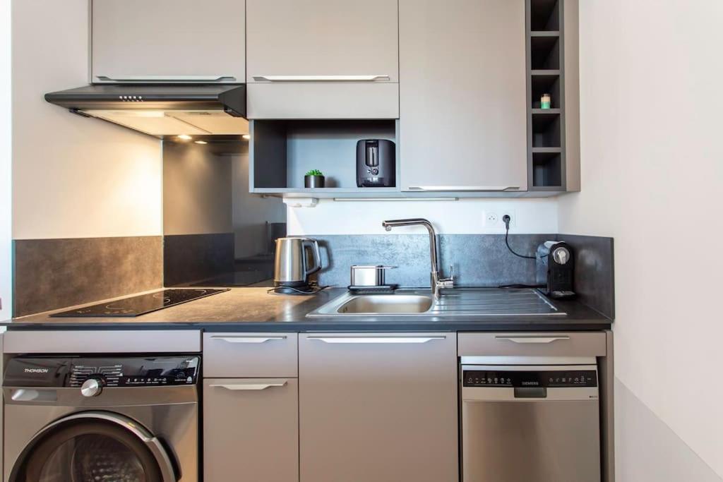 L20 Stunning sea view, terrace, parking, AC, Wifi - 36