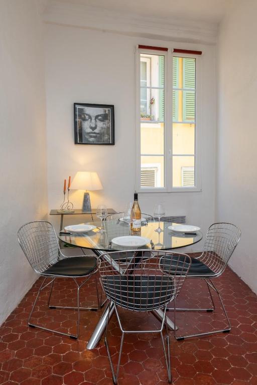 "L'Artist" by EnjoyNice, 2-room, airco, in Old Nice - 8