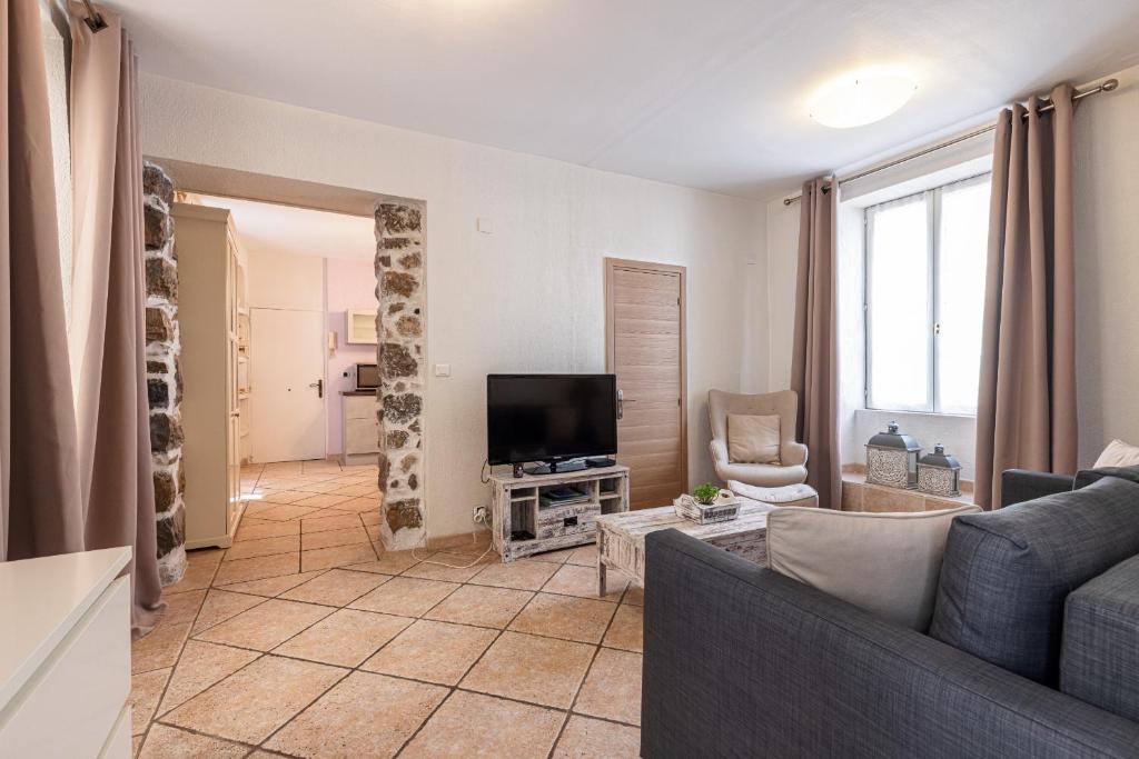 Cozy 1 Bdr at Nice Port - 11