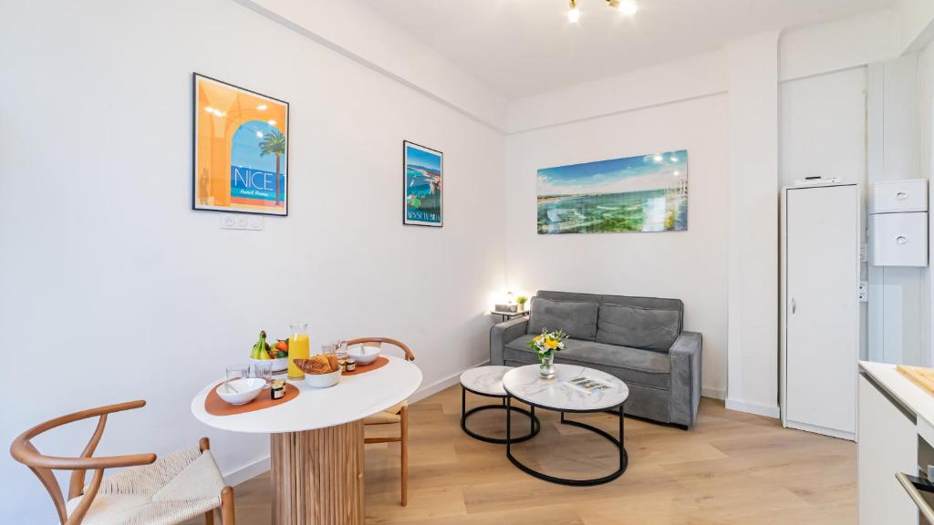 B G Cocon Meyerbeer - Grimaldi Promenade des Angla - 11