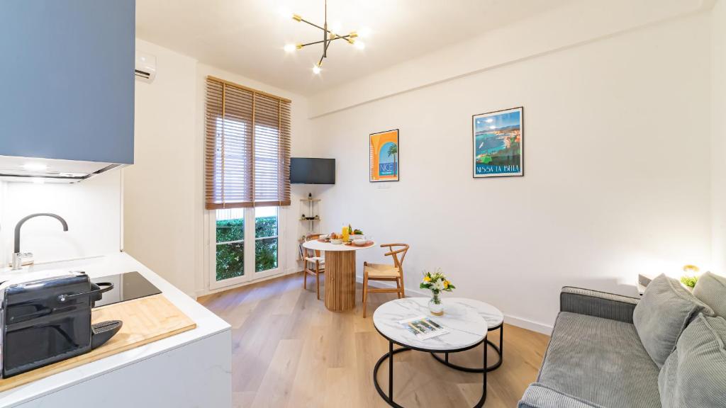 B G Cocon Meyerbeer - Grimaldi Promenade des Angla - 13