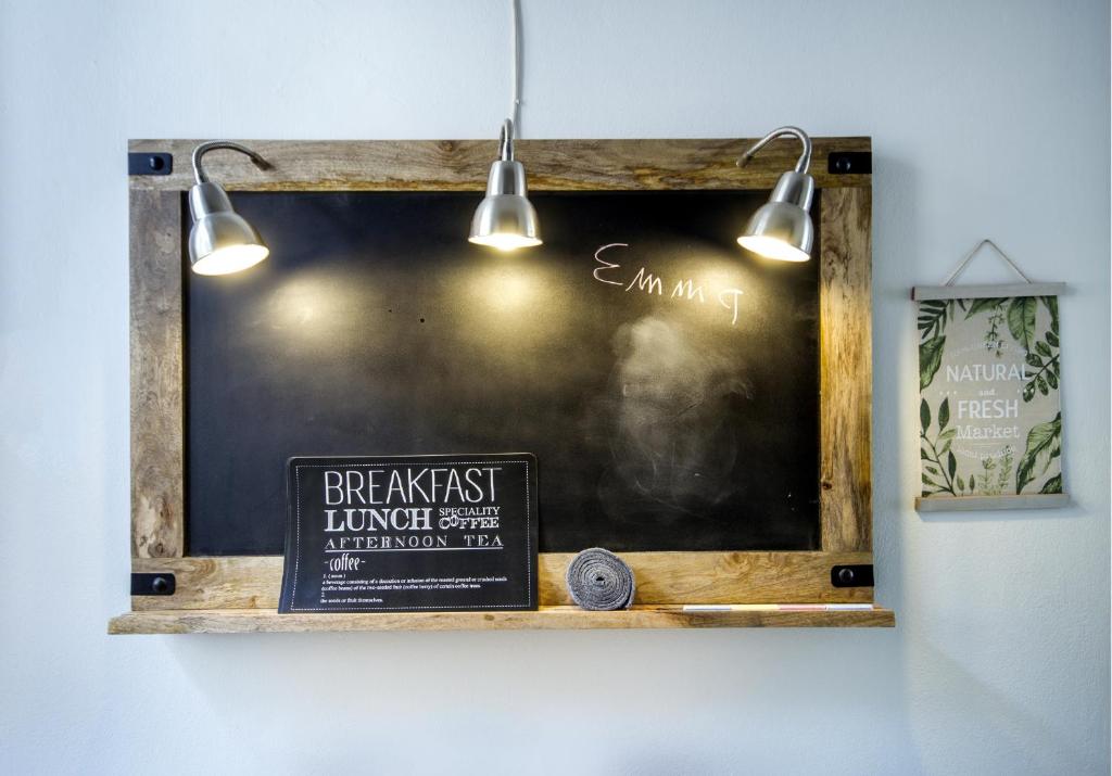 Palazzo Filangeri di Amorosa - 14