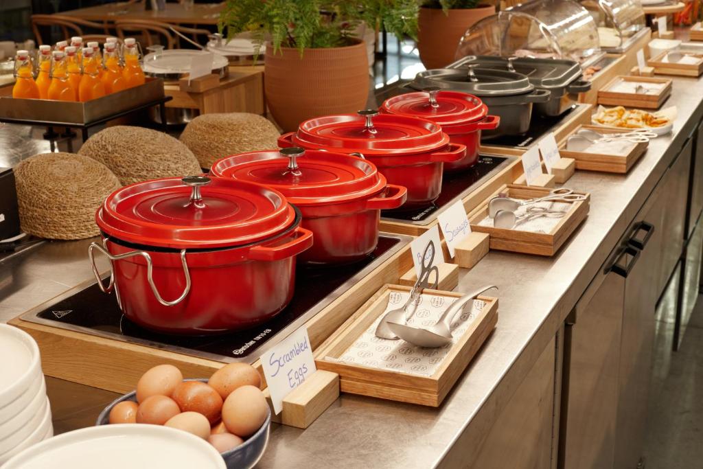 The Social Hub Porto Extended Stay - 38