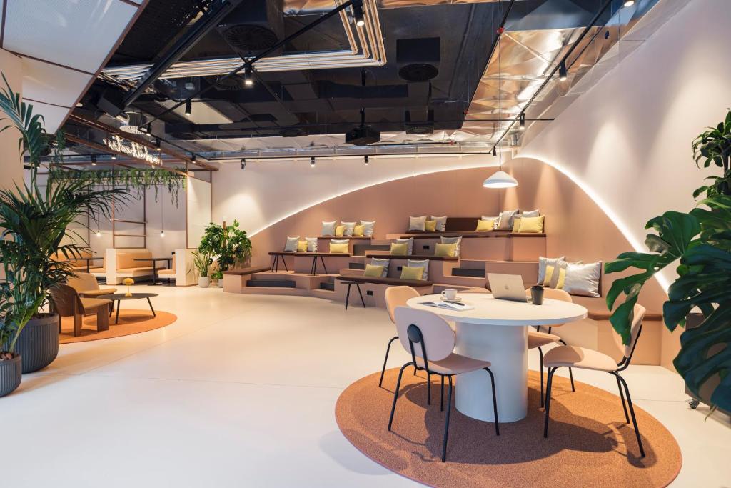 The Social Hub Porto Extended Stay - 4