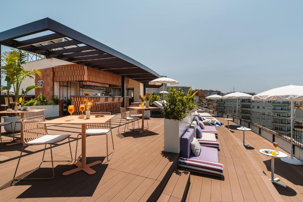 The Social Hub Porto Extended Stay - 17