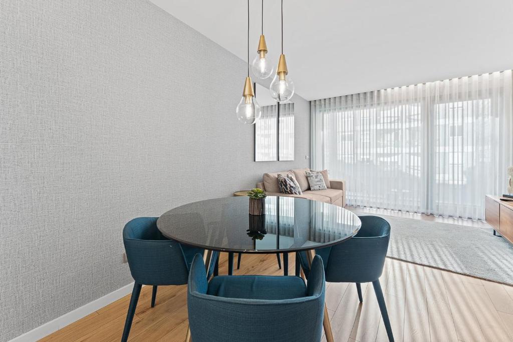 GuestReady – City Center Apartment with Balcony - 17