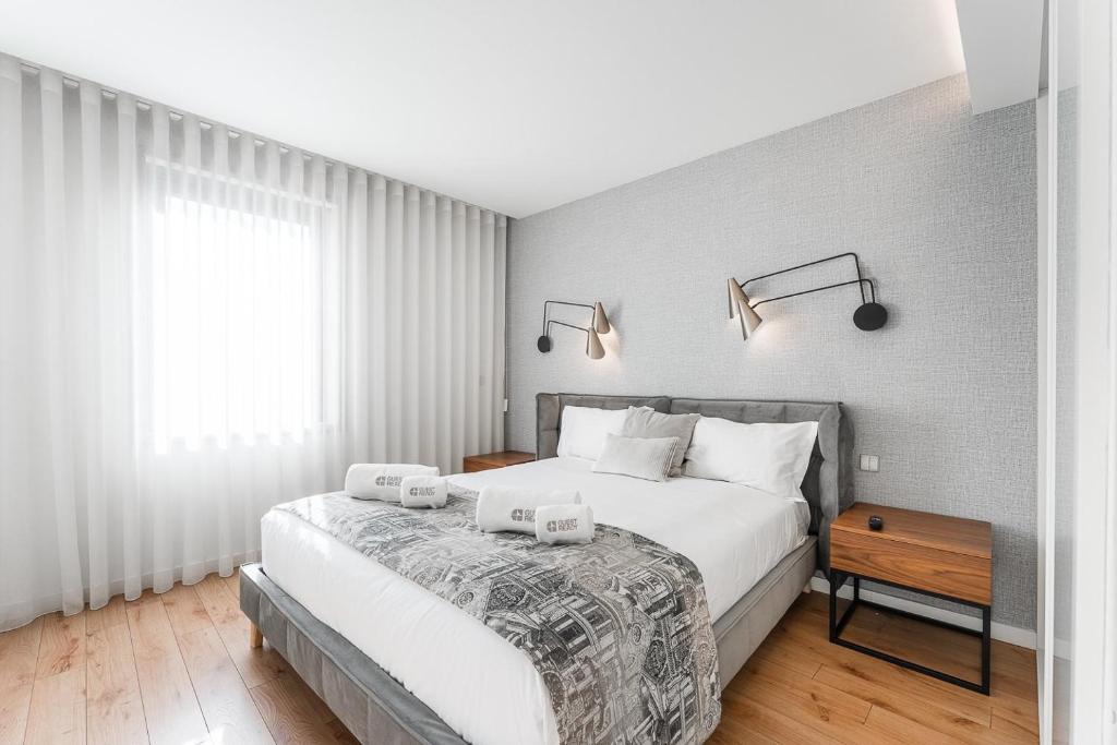 GuestReady – City Center Apartment with Balcony - 3