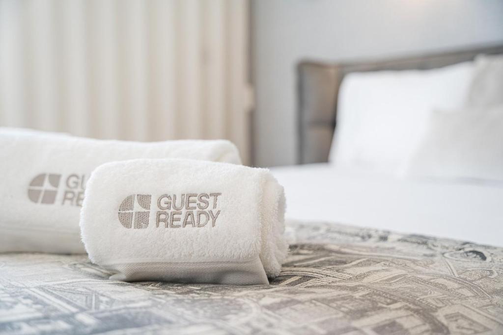 GuestReady – City Center Apartment with Balcony - 14