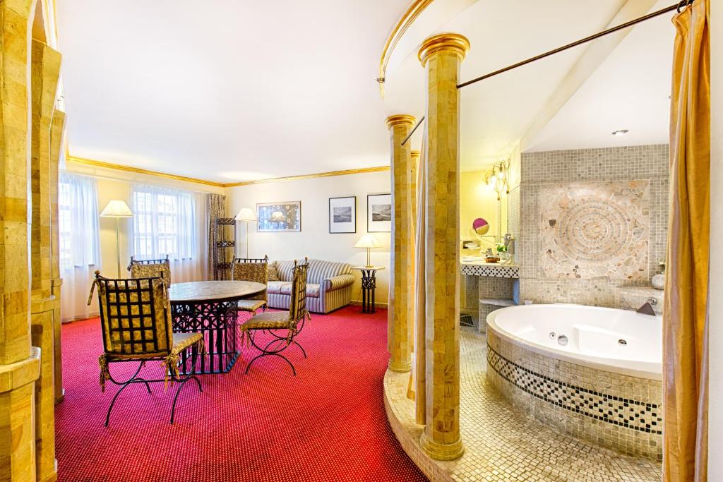 Hotel Hoffmeister - 38