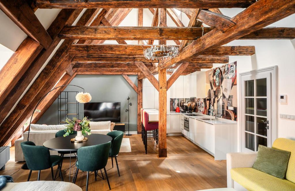 Old Royal Post Boutique Hotel & Premium Suites - 4