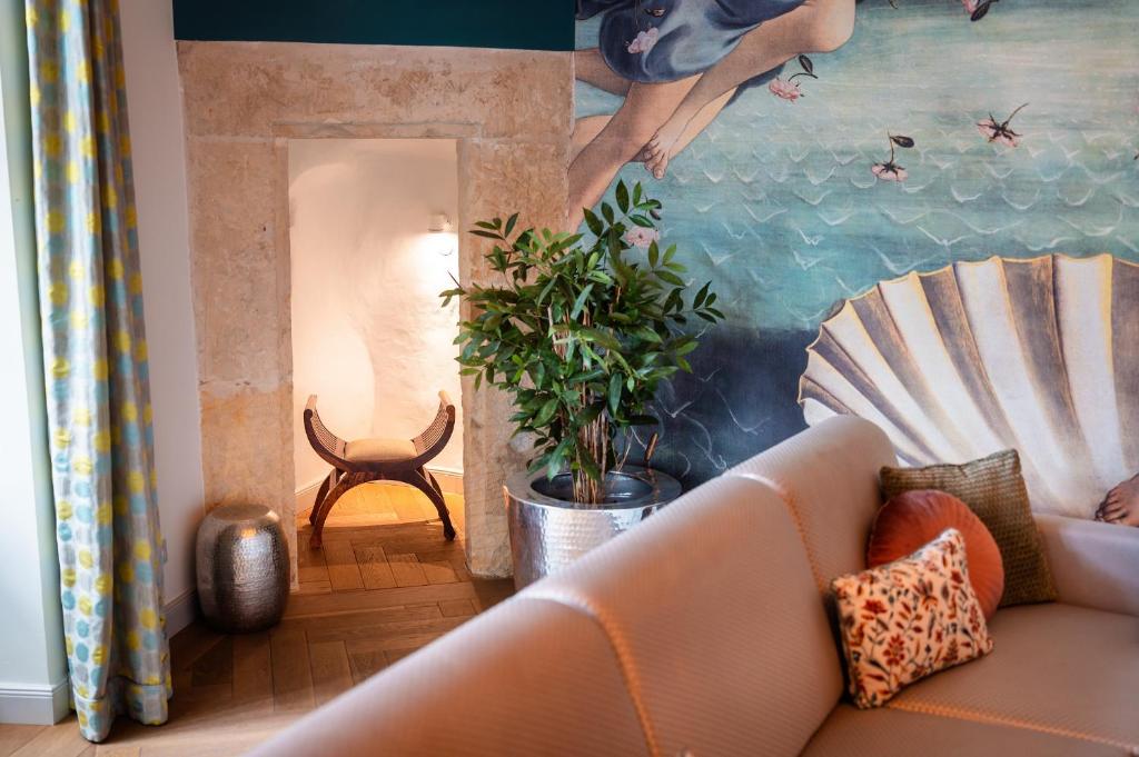 Old Royal Post Boutique Hotel & Premium Suites - 18