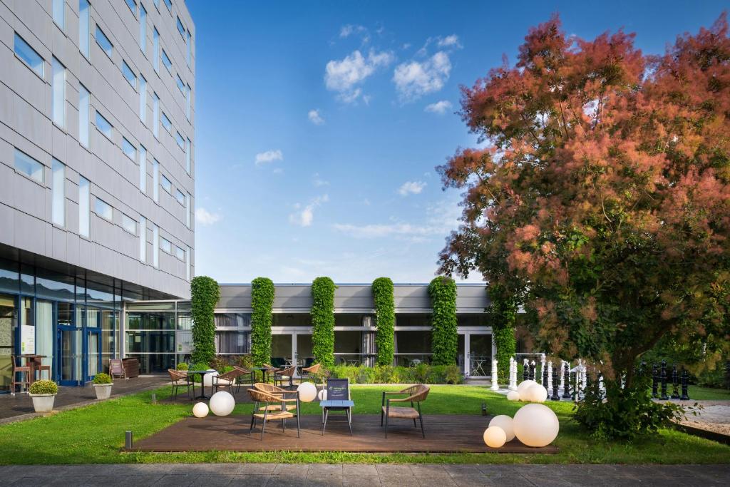 Holiday Inn Prague Airport by IHG - 5