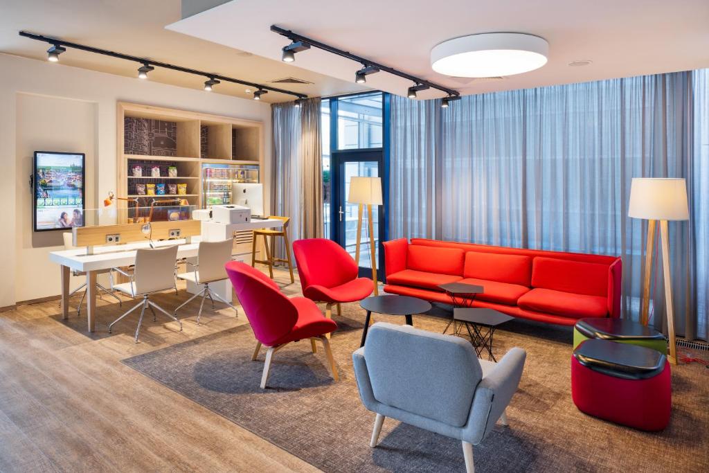 Holiday Inn Prague Airport by IHG - 7