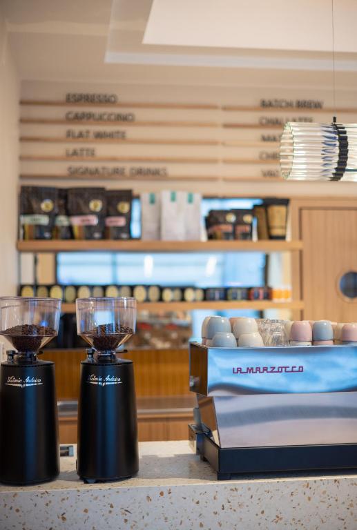 Almanac X Alcron Prague - 40