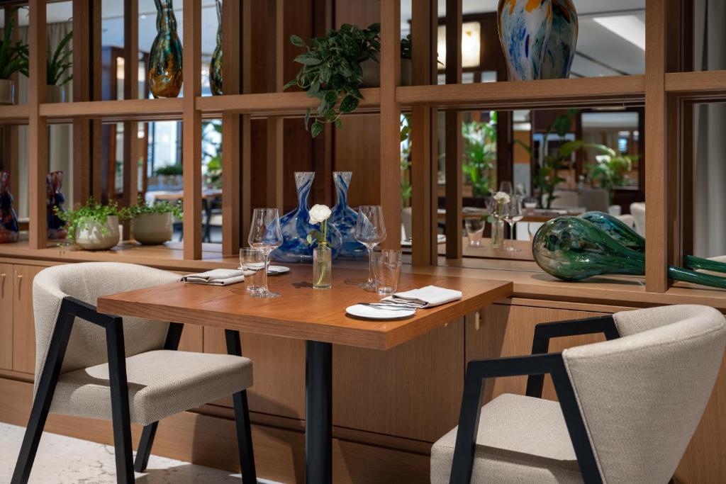 Almanac X Alcron Prague - 36