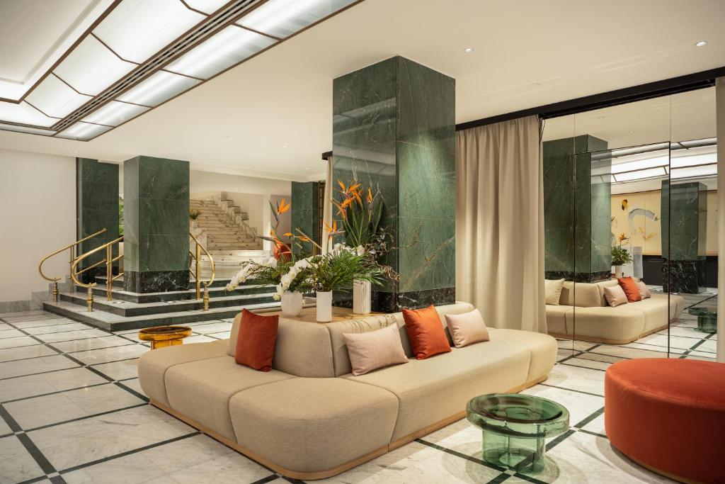 Almanac X Alcron Prague - 13