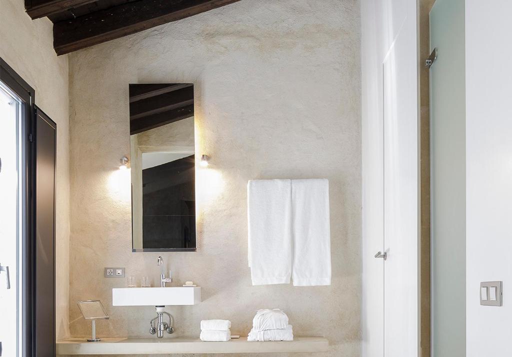 EME Catedral Mercer Hotel - 27