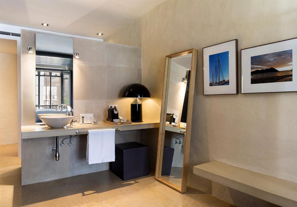 EME Catedral Mercer Hotel - 13