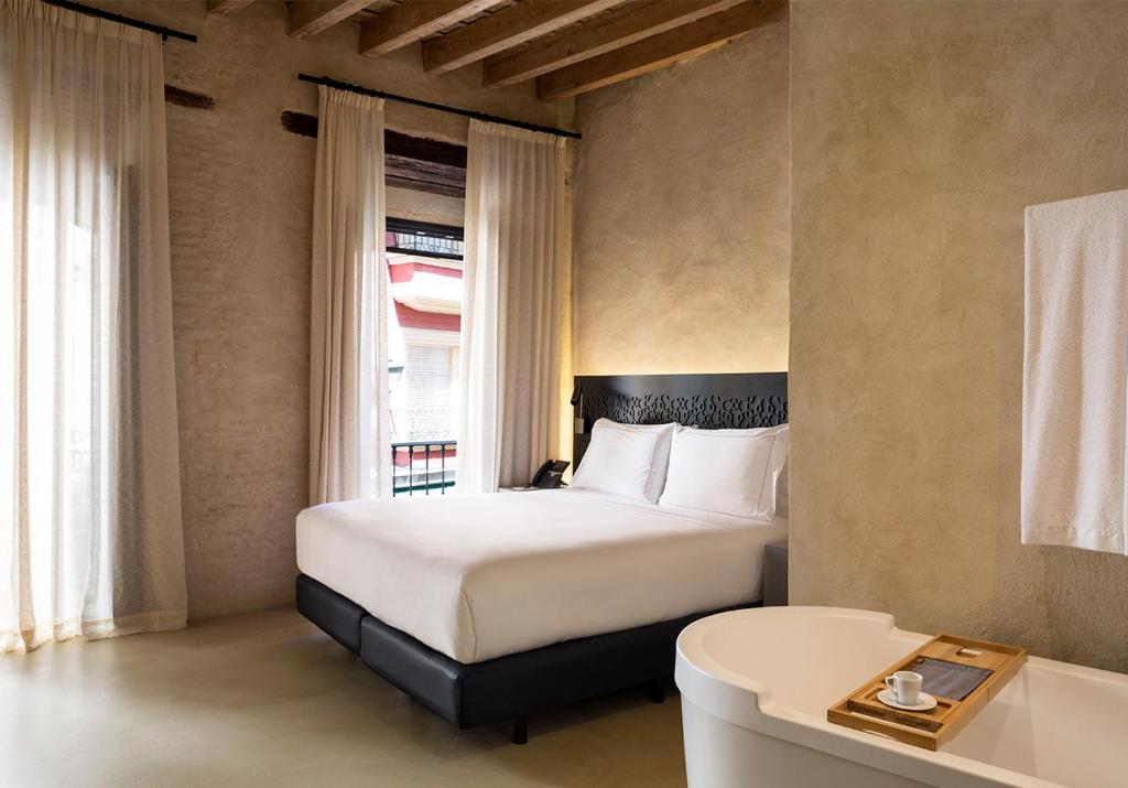 EME Catedral Mercer Hotel - 12