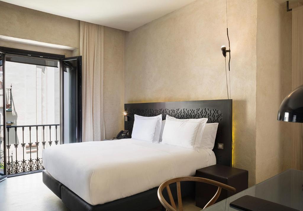 EME Catedral Mercer Hotel - 16