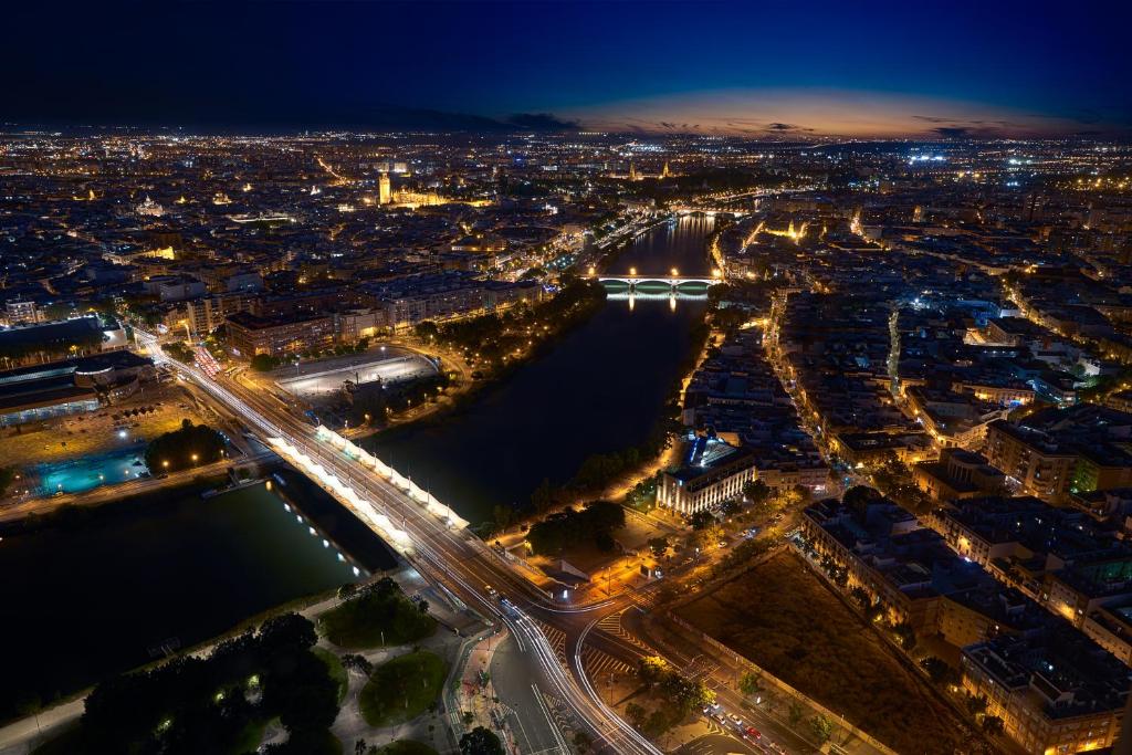 Eurostars Torre Sevilla - 40