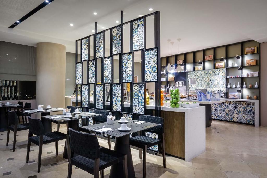 Eurostars Torre Sevilla - 23