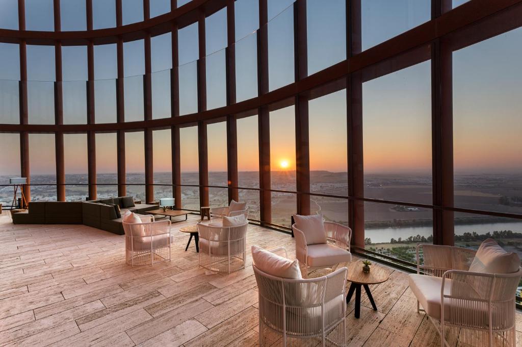 Eurostars Torre Sevilla - 36