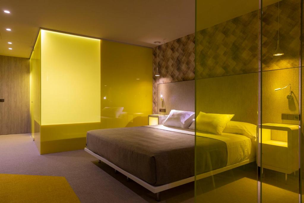 Hotel Macià Sevilla Kubb - 36