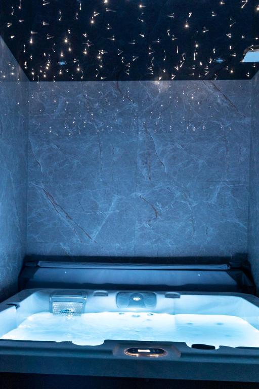 L'étoilé Strasbourg Jacuzzi Détente & Confort - 11